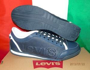 Кроссовки мужские кожаные фирмы Levis оригинал из Италии﻿