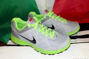 ﻿Кроссовки кожаные мужские фирмы NIKE Revolution оригинал