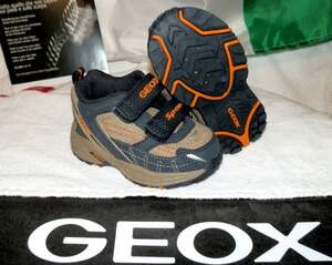 Кроссовки детские фирмы GEOX оригинал